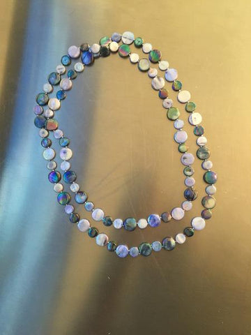Peri/Navy Single Strand Mother of Pearl Necklace