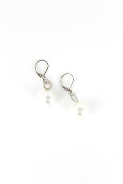 Silver PW w/ White Pearl Earring